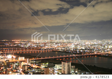 梅田スカイビル　西方向 4178523