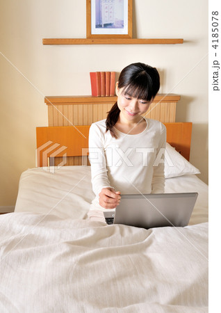 朝のメールチェック 朝のメールチェック 4185078