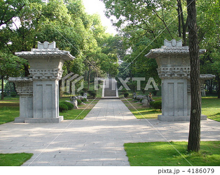 安徽省合肥　逍遥津公園　張遼墓 4186079