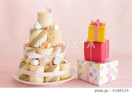 スイーツ ロールケーキ タワー スイーツ ロールケーキ タワー 4186524