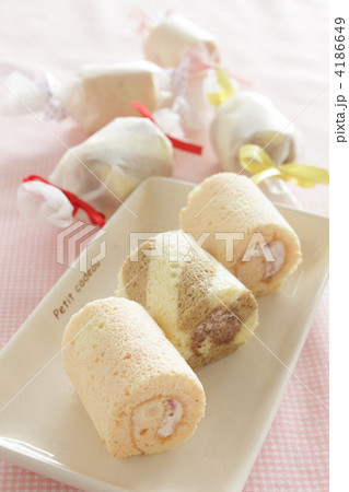 スイーツ　ロールケーキ　リボン 4186649