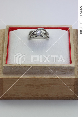 婚約指輪 4186851