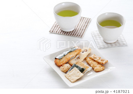 お茶とおせんべい 4187021