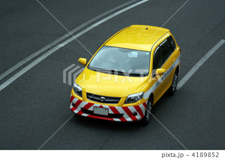 道路維持作業車走行シーン 道路維持作業車走行シーン 4189852