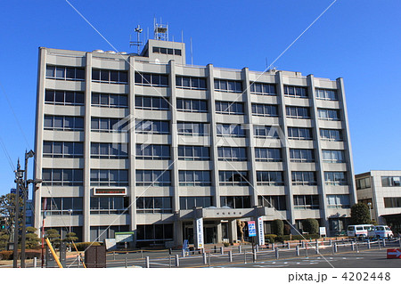 早朝の川越市役所 早朝の川越市役所 4202448