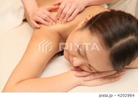 esthetic　撮影協力: 3BエステサロンLuki'A（麻布十番） 4202964
