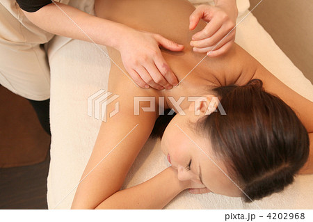 esthetic　撮影協力: 3BエステサロンLuki'A（麻布十番） 4202968