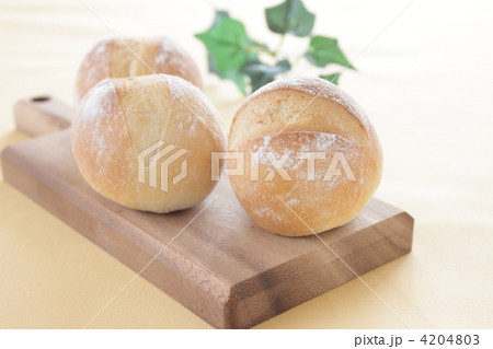 パン　洋食　焼き立て 4204803