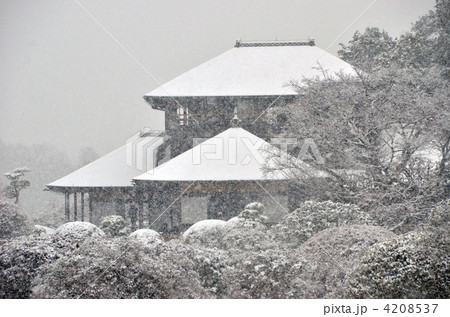 雪の好文亭 4208537