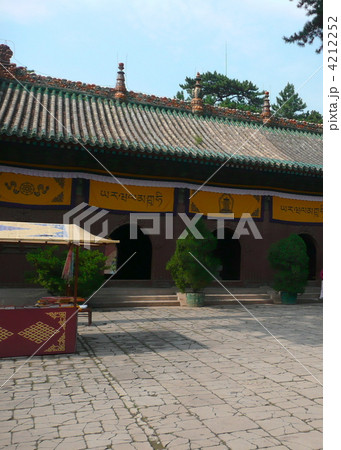 普楽寺　天王殿 4212252