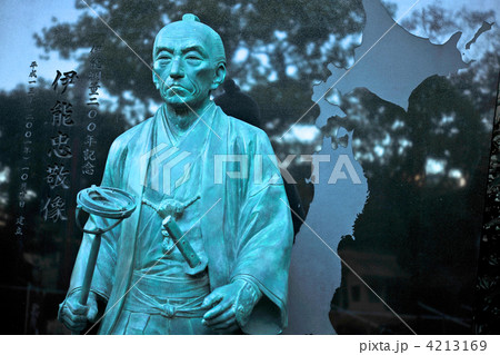 東京散歩　富岡八幡宮の伊能忠敬像 4213169