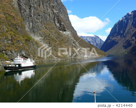 フィヨルドとボート 4214440