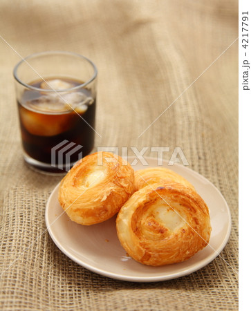 パンとアイスコーヒーと麻繊維 4217791