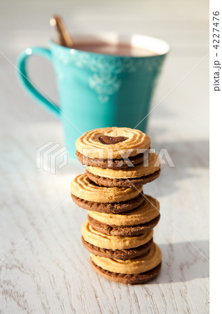 Hot chocolate and biscuits Hot chocolate and biscuits 4227476