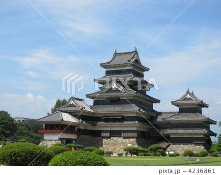 真夏の松本城 真夏の松本城 4236861