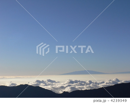マウイ島、ハレアカラ山の朝 マウイ島、ハレアカラ山の朝 4239349