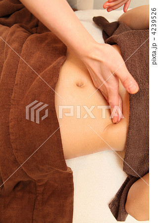 esthetic　撮影協力: 3BエステサロンLuki'A（麻布十番） 4239526