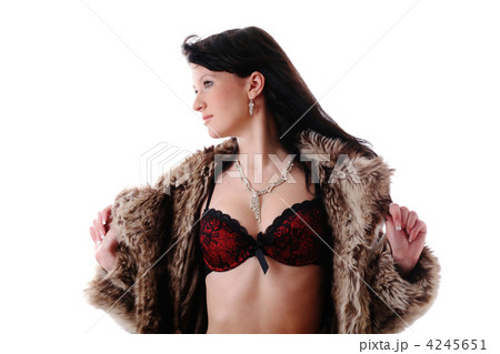 Young beauty Young beauty 4245651
