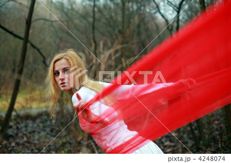 Girl 4248074