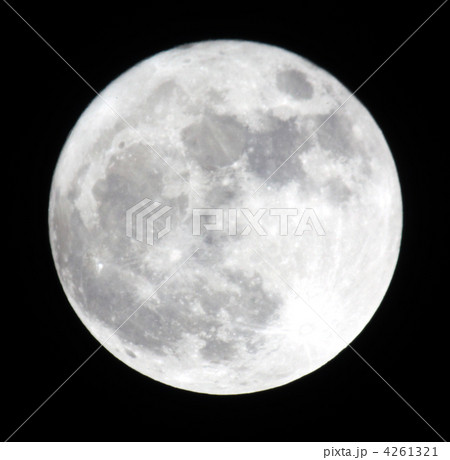 Phase of the moon, full moon. Ukraine, Donetsk region 19.03.11 Phase of the moon, full moon. Ukraine, Donetsk region 19.03.11 4261321