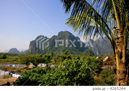 ラオスの田舎町　バンビエン 4265264