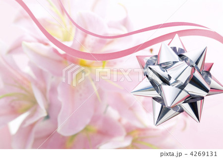 リボンとユリの背景 リボンとユリの背景 4269131
