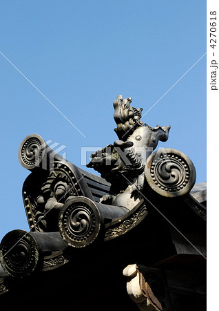 常寂光寺の鬼瓦 常寂光寺の鬼瓦 4270618