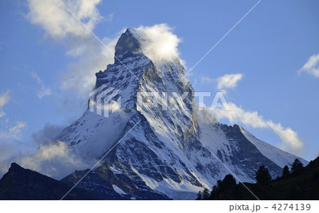 雲間から現れたマッターホルン 4274139