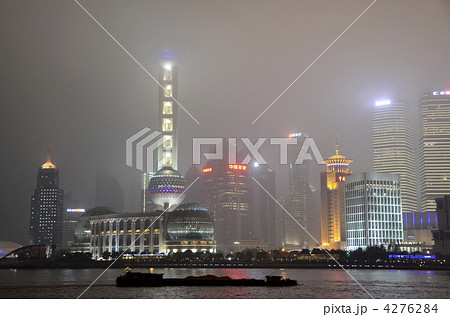 上海 霧の東方明珠塔 上海 霧の東方明珠塔 4276284