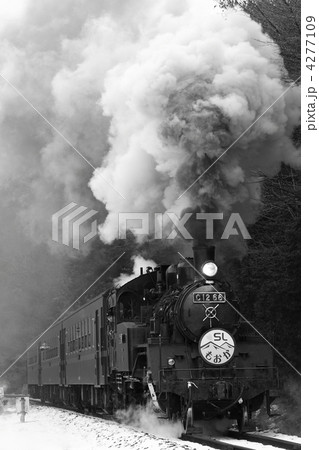 4277109