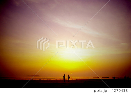 一日の終わり 一日の終わり 4279458