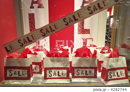 ウィーン　　ケルントナー通り 4282744