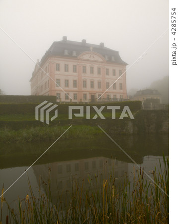 castle in fog 4285754