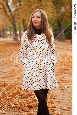 Beautiful young woman at fall Beautiful young woman at fall 4288229