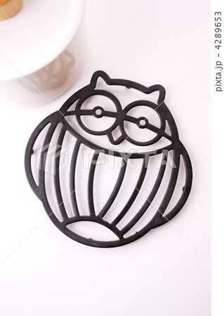 フクロウのアイアンナベ敷きとヤカン 4289653