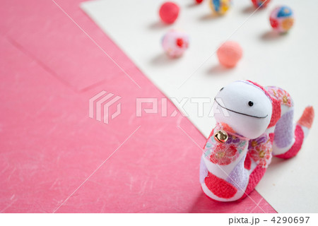 手づくりへびさんの年賀状素材 4290697