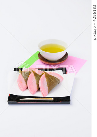 さくら餅と日本茶 4296183