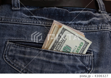 dollars 4306327