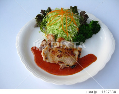 鶏肉の塩こうじ漬け ソテー 鶏肉の塩こうじ漬け ソテー 4307330