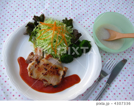 鶏肉の塩こうじ漬け ソテー 鶏肉の塩こうじ漬け ソテー 4307336