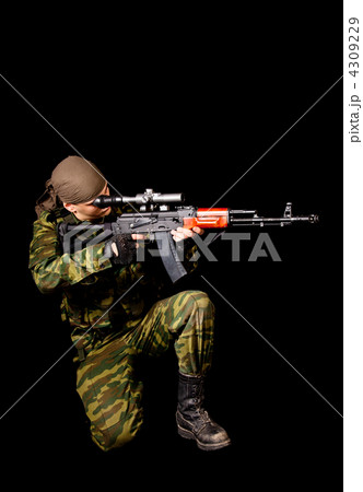 Soldier in uniform 4309229