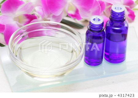 オイルに花びら オイルに花びら 4317423