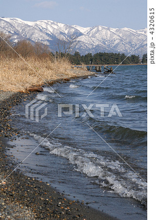 冬の琵琶湖 4320615