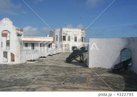 ガーナ エルミナ城の大砲 ガーナ エルミナ城の大砲 4322793