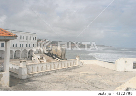 ガーナ エルミナ城の大砲 ガーナ エルミナ城の大砲 4322799