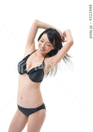水着の若い女性 水着の若い女性 4322998