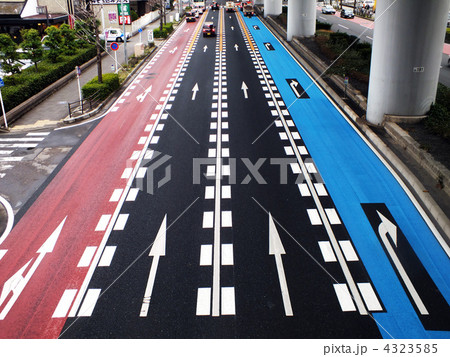 国道のカラー舗装 4323585