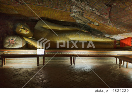 Ancient Buddha image in Dambulla Rock Temple caves, Sri Lanka 4324229