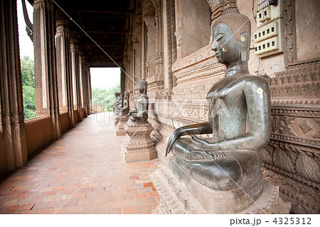 Buddha statue 4325312