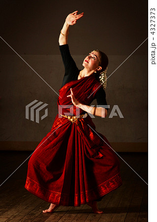 Exponent of Bharat Natyam dance Exponent of Bharat Natyam dance 4327373
